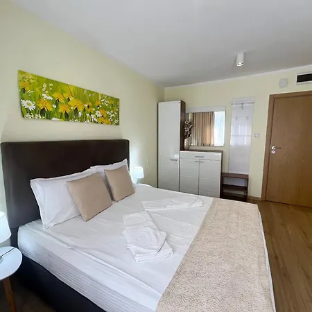דירה Luxury Apartmemts בורגאס